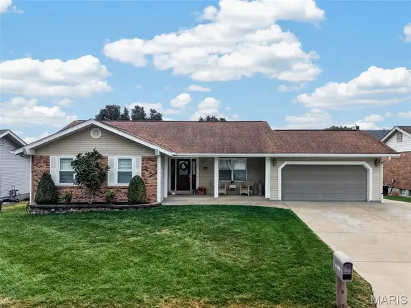 1630 Sundowner Drive, St Charles, MO 63303