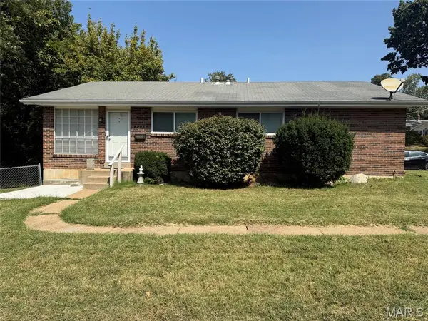 3555 High Drive, St Ann, MO 63074