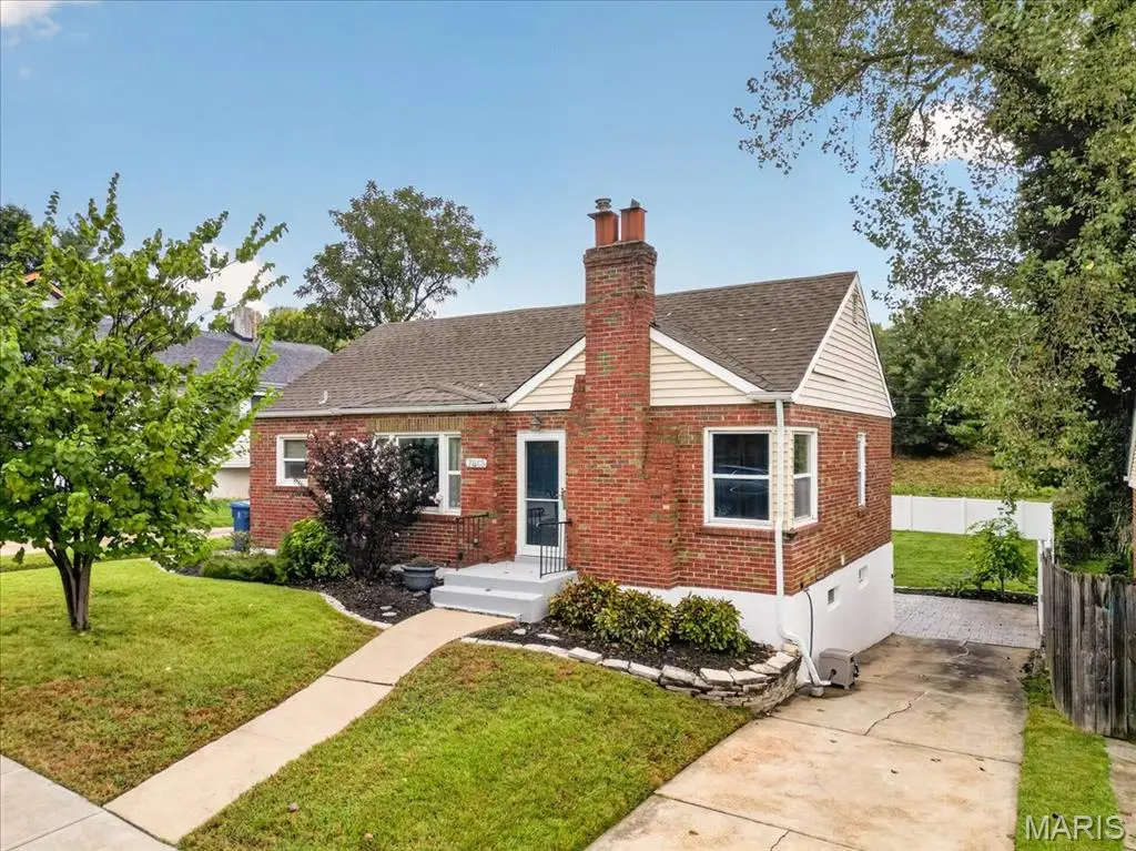 7613 Lovella Avenue, Saint Louis, MO 63117 - #1