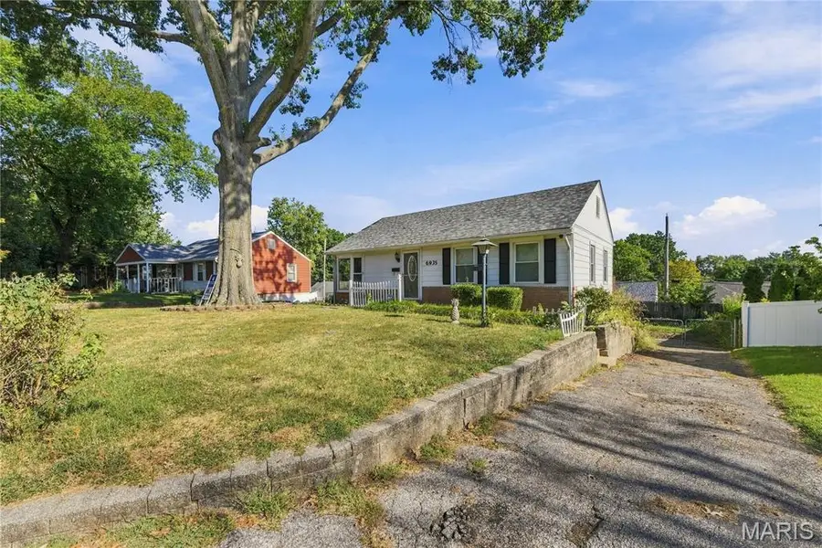 6935 Greenholly Drive, Affton, MO 63123 - #3