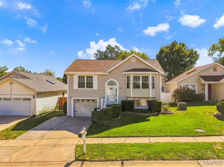202 Kunze Drive, Saint Charles, MO 63303 - #2