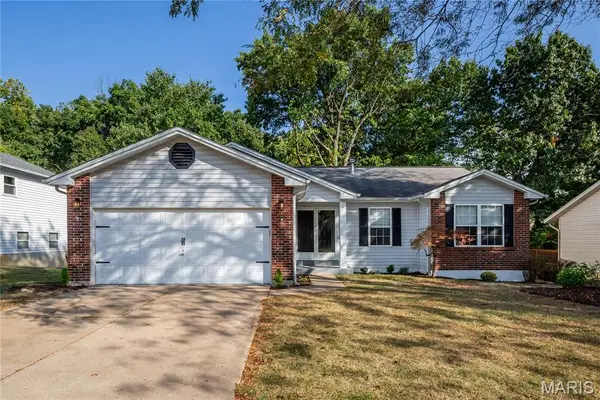 1298 Golden Gate Lane, St Peters, MO 63376