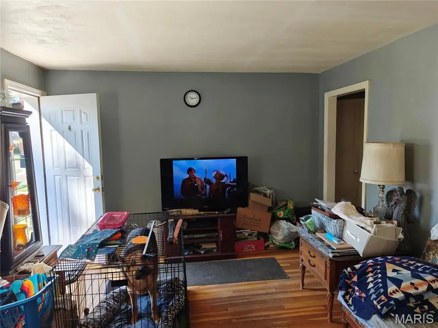 2 Saint Martha Court, Florissant, MO 63031 - #3