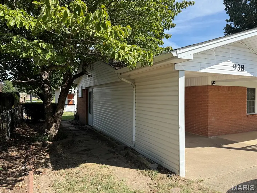 938 Masterson Street, Kennett, MO 63857 - #2