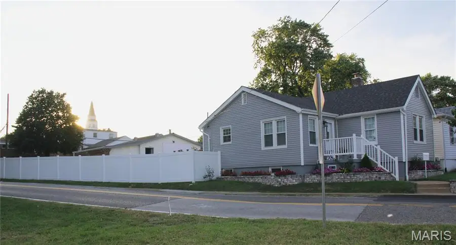 1457 Wachtel Drive, Saint Louis, MO 63125 - #2