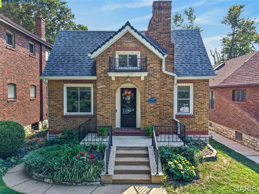 5460 Rhodes Avenue, Saint Louis, MO 63109 - #1