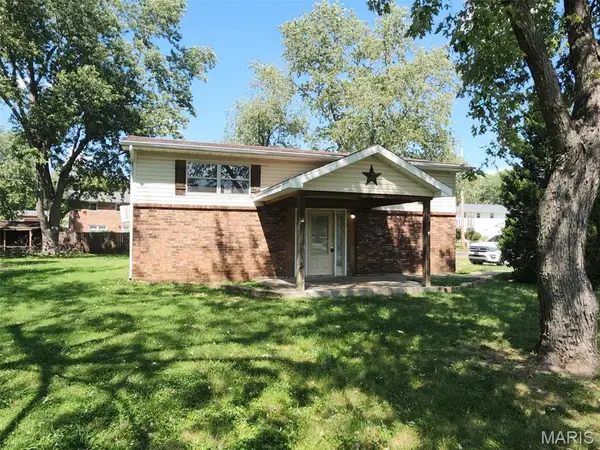 505 Edward Street, Farmington, MO 63640