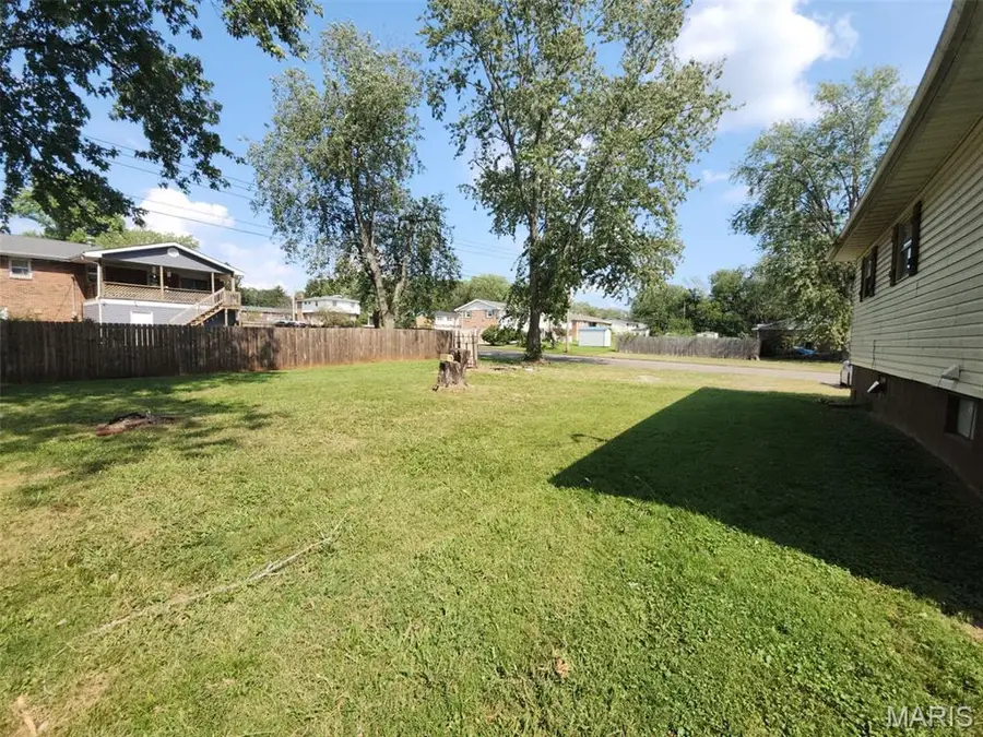 505 Edward Street, Farmington, MO 63640 - #2