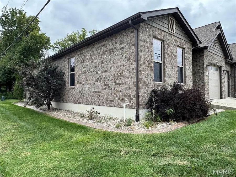 132 E Locust Street, Columbia, IL 62236 - #2
