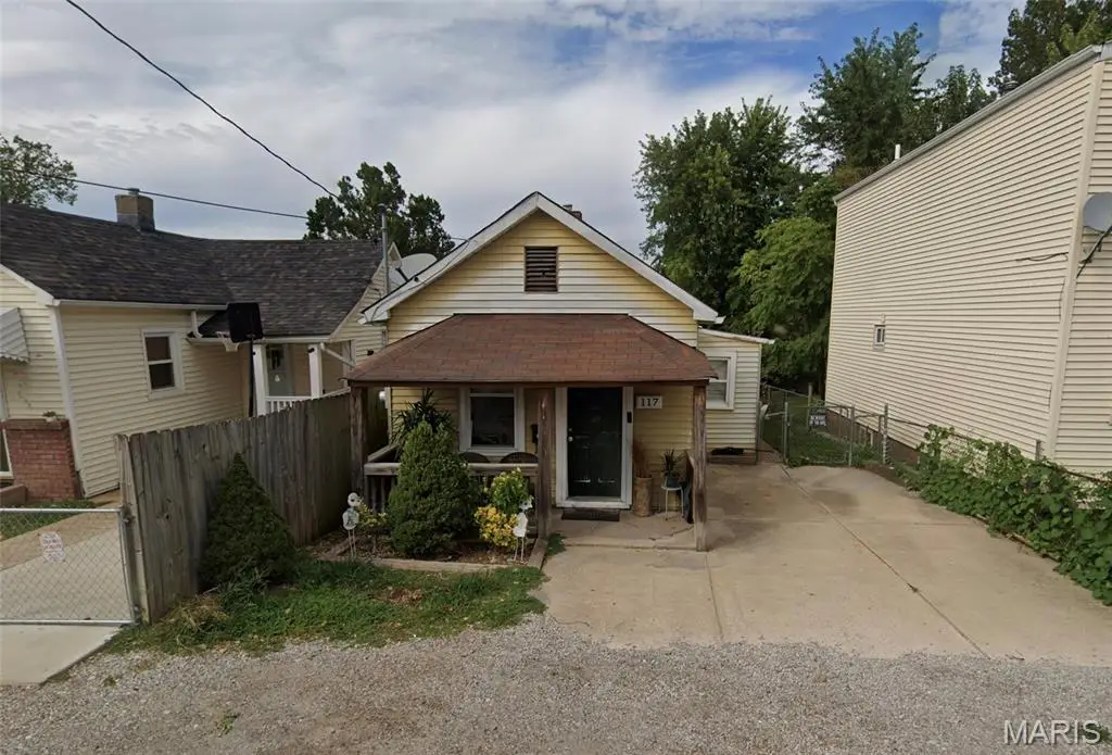 117 W Cartwright Avenue, Lemay, MO 63125 - #1