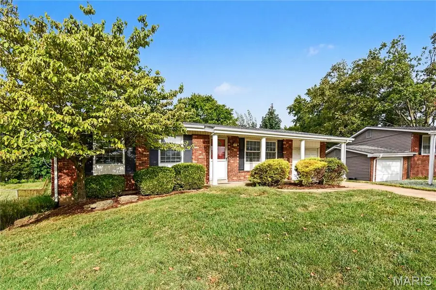 2467 Wesbay Drive, Maryland Heights, MO 63043 - #2