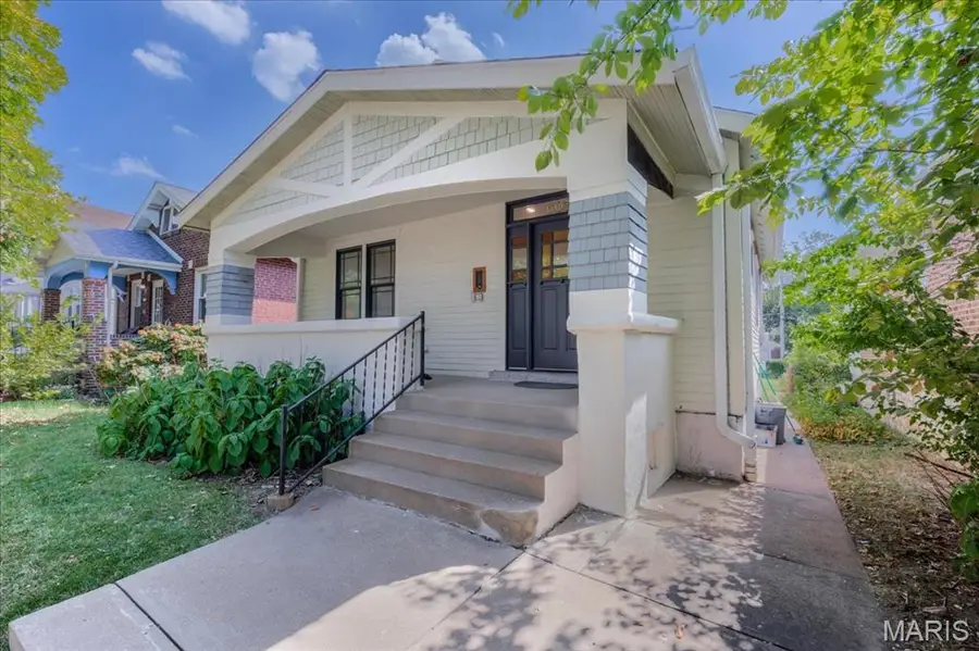 6036 Hartford Street, Saint Louis, MO 63139 - #2
