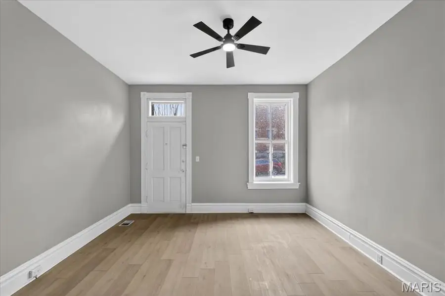 1309 Shenandoah Avenue, Saint Louis, MO 63104 - #2