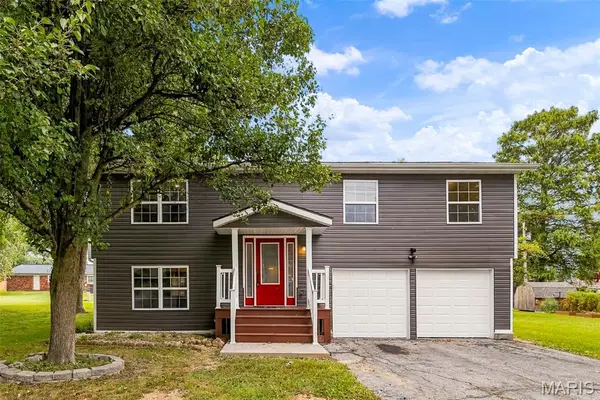 309 E Shiloh Drive, Red Bud, IL 62278