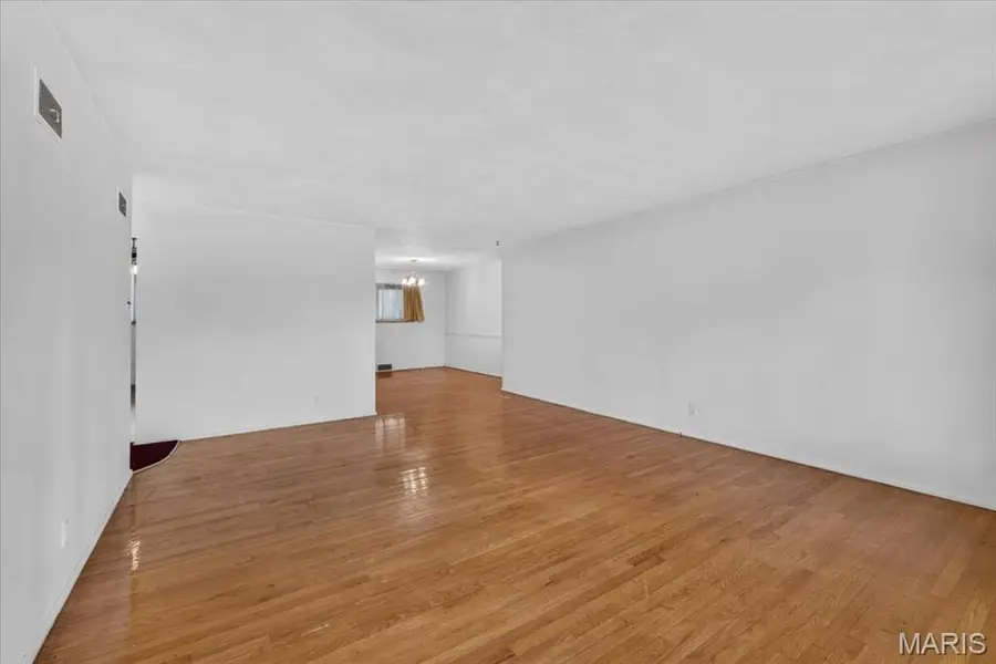 7730 Peach Tree Lane, University City, MO 63130 - #3