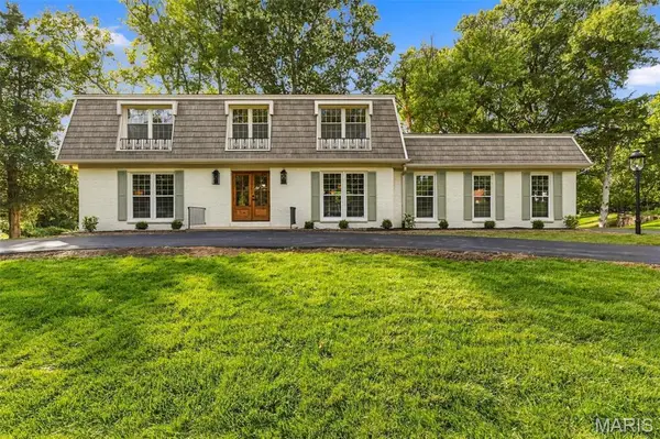 621 Claymont Estates Drive, Chesterfield, MO 63017