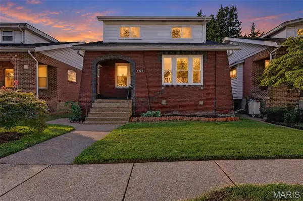 6922 Marquette Avenue, St Louis, MO 63139