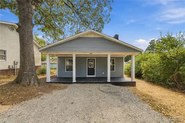 928 Hickory Street, Poplar Bluff, MO 63901