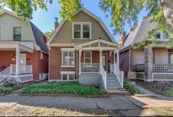 4928 Berthold Avenue, St Louis, MO 63110