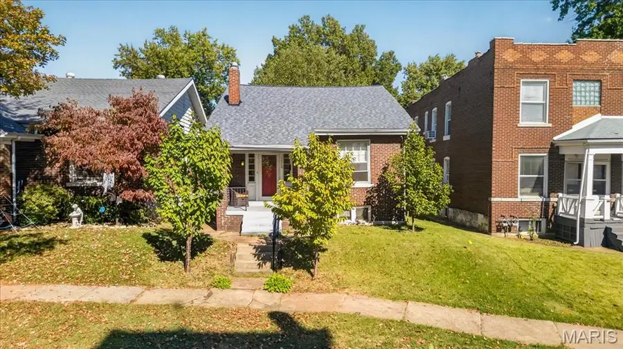 5223 Neosho Street, Saint Louis, MO 63109 - #3