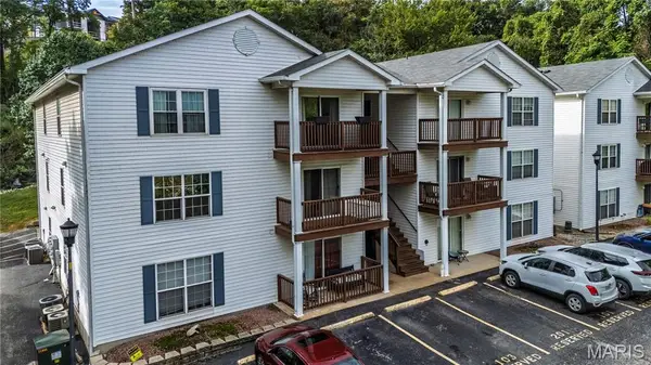 10 Eagle Rock Cove #103, Valley Park, MO 63088
