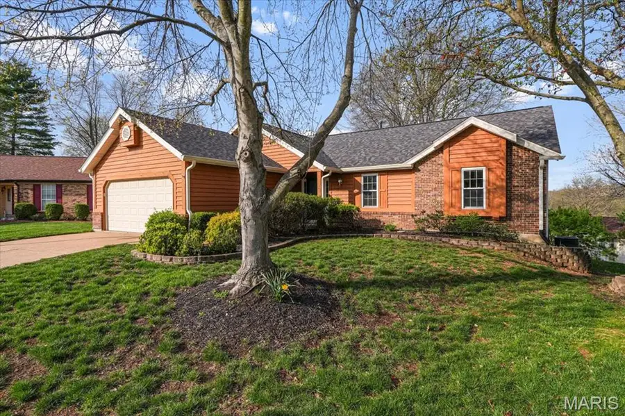 706 Cedar Bluff Court, Ballwin, MO 63021 - #2
