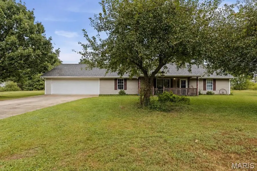 116 Elm Avenue, New Bloomfield, MO 65063 - #2
