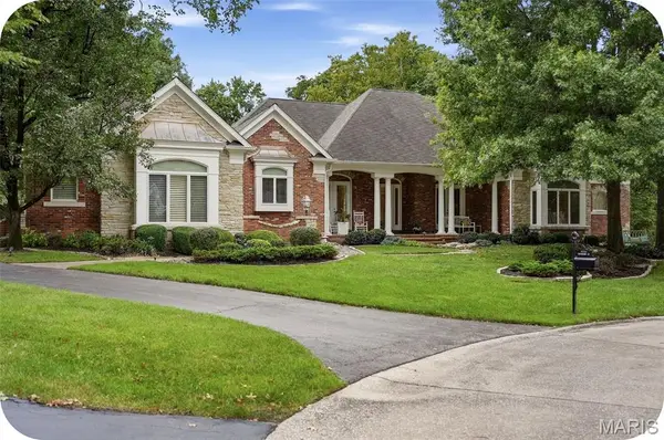 17712 Sugarberry Court, Chesterfield, MO 63005