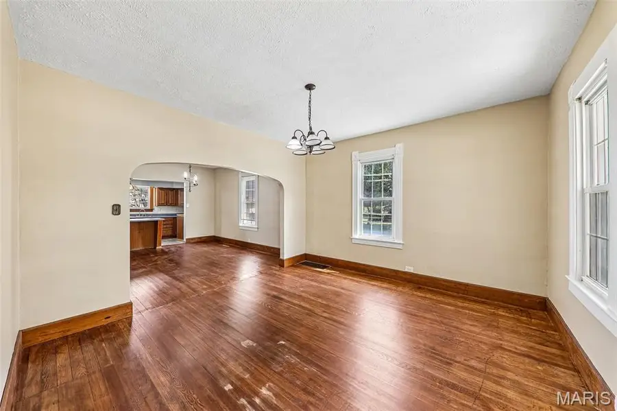 509 E 4th North Street, Mount Olive, IL 62069 - #3
