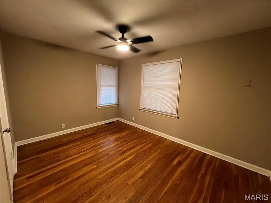 10436 Ewell Drive, Saint Louis, MO 63137 - #3