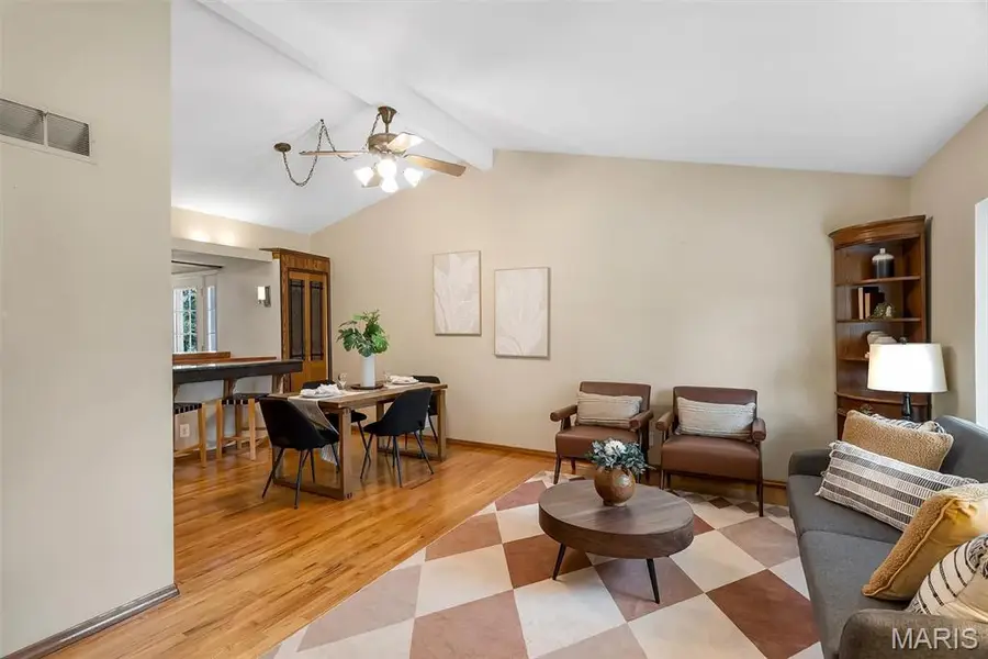777 Southshire Drive, Saint Louis, MO 63125 - #3