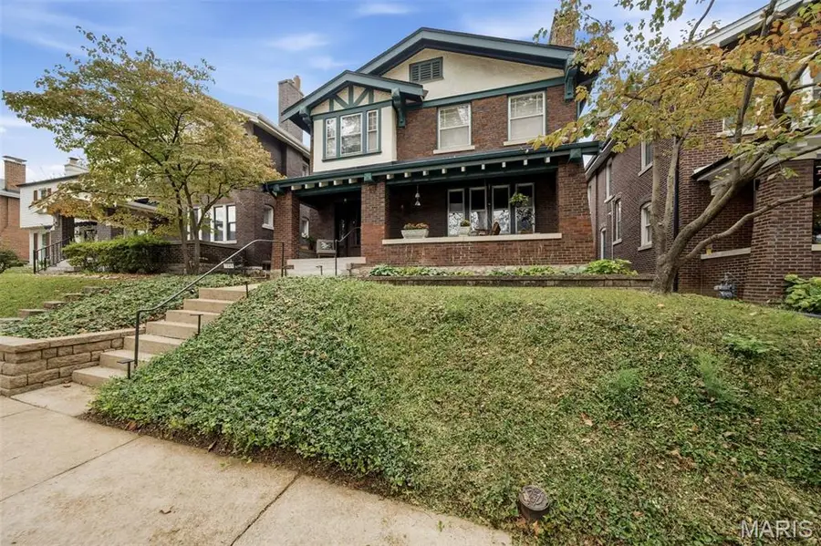 7043 Pershing Avenue, University City, MO 63130 - #3