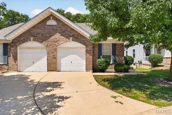 4917 Hurstborough Court, Hazelwood, MO 63042