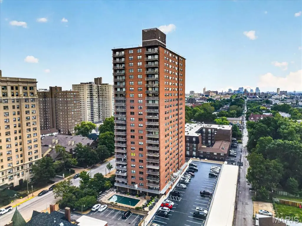 4466 W Pine Boulevard #8C, Saint Louis, MO 63108 - #1
