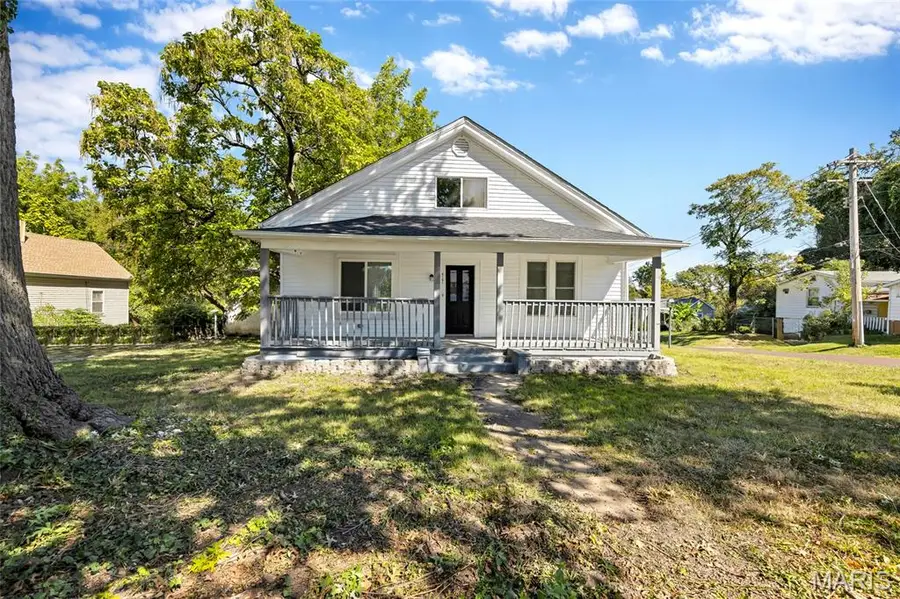8101 Ellerton Avenue, Midland, MO 63114 - #2