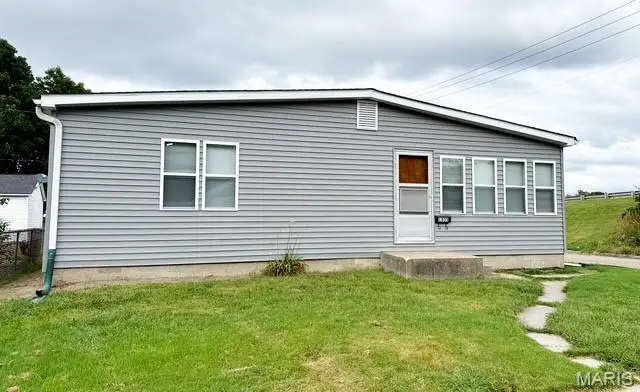 1835 Market Street, Madison, IL 62060 - #2