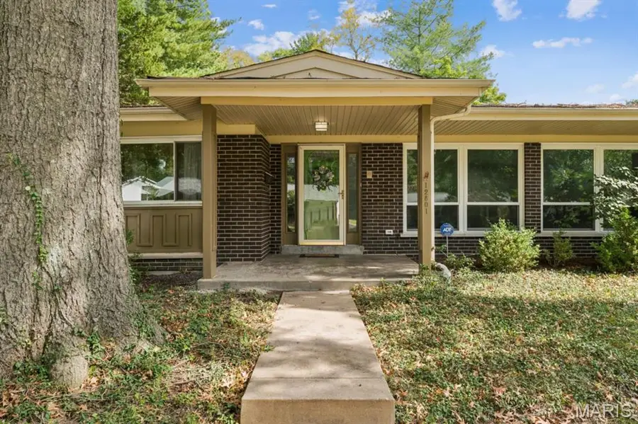 12801 Bellerive Estates Drive, Saint Louis, MO 63141 - #2