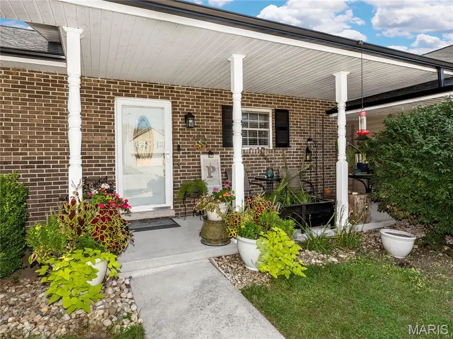 9919 Debentroy Street, Lebanon, IL 62254 - #2