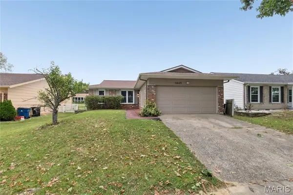 3645 Greenway Chase Drive, Florissant, MO 63031
