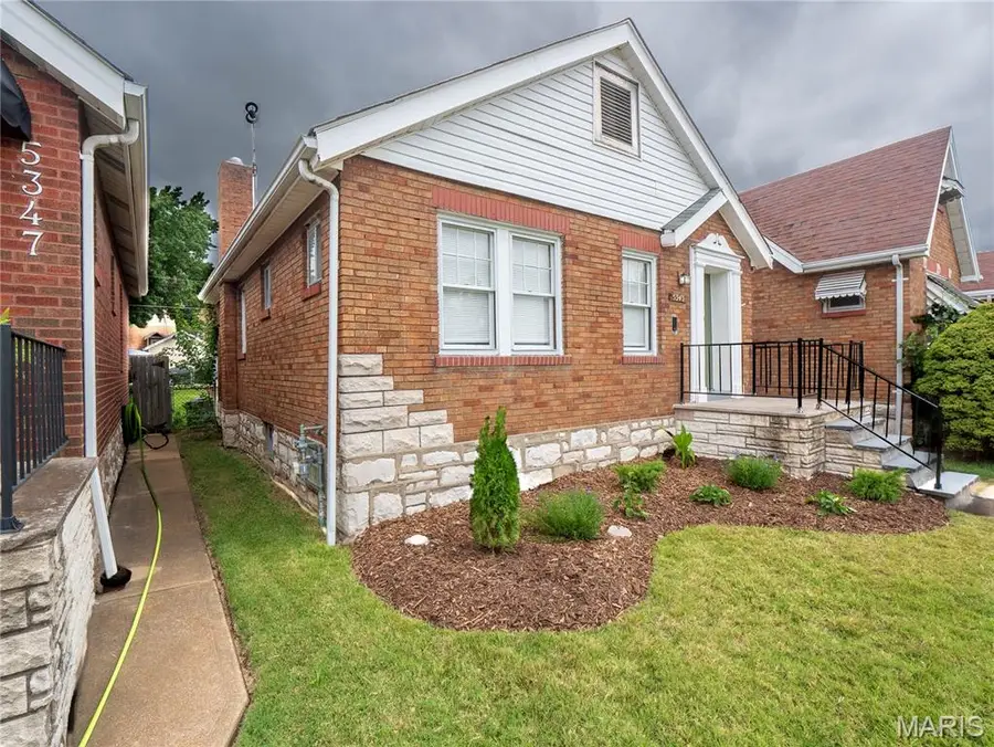 5343 Chippewa Street, Saint Louis, MO 63109 - #2