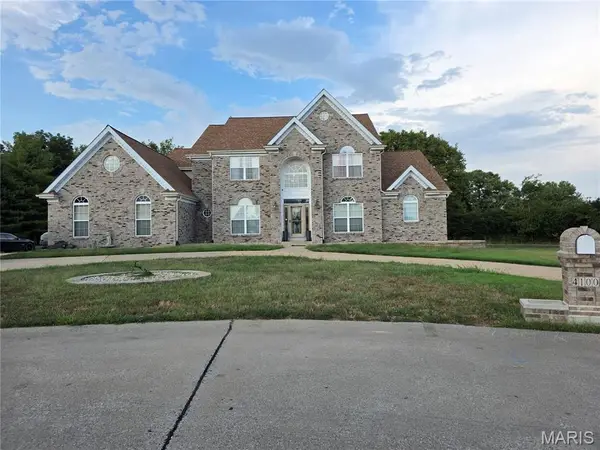 4100 Caballo Crossing Court, Florissant, MO 63034