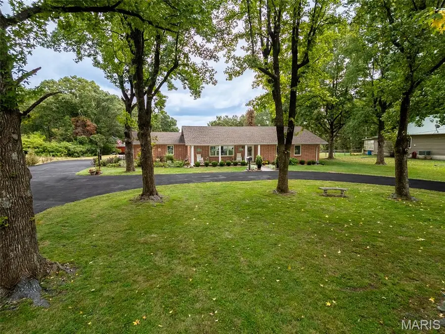 1004 S Jefferson Street, Saint James, MO 65559 - #2