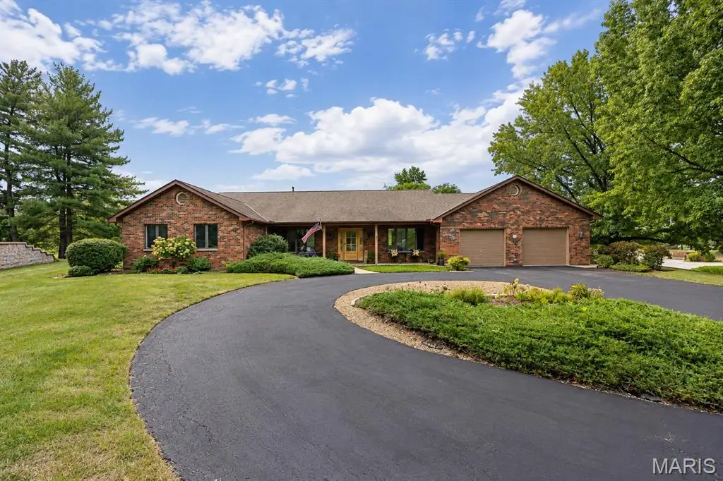 3 Foxmoor, Lebanon, IL 62254 - #1