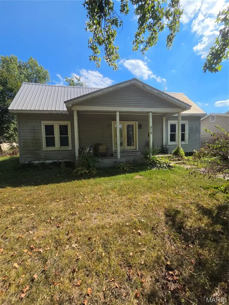 212 E James Boulevard, Saint James, MO 65559 - #1