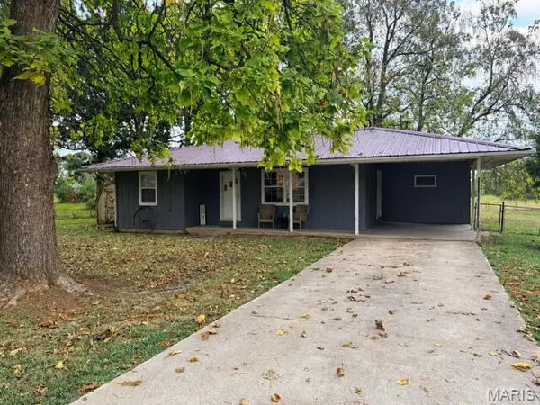 522 Hunter Avenue, Summersville, MO 65571