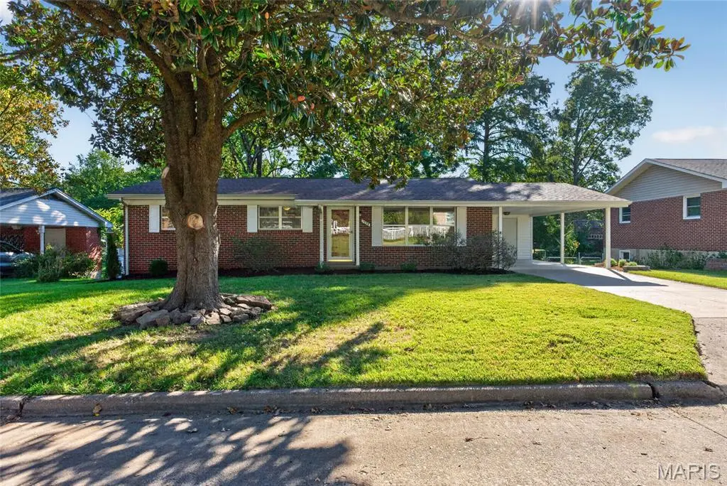1534 N Henderson Street, Cape Girardeau, MO 63701 - #1