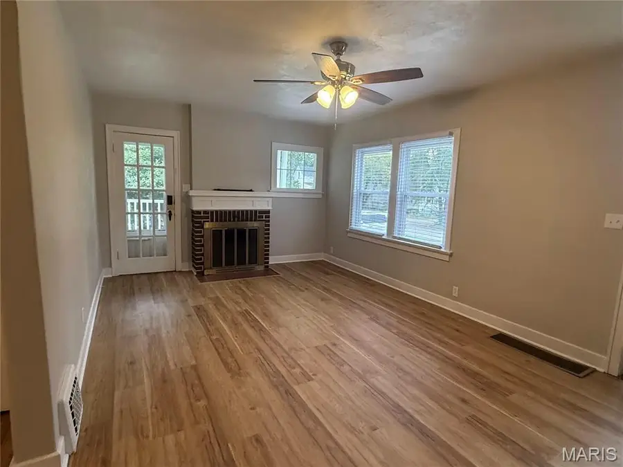 260 N Locust Street, Hannibal, MO 63401 - #2