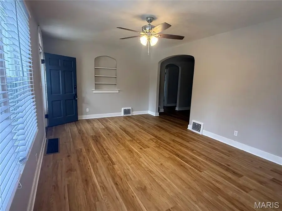 260 N Locust Street, Hannibal, MO 63401 - #3