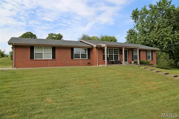 3001 W Adams, St Charles, MO 63301