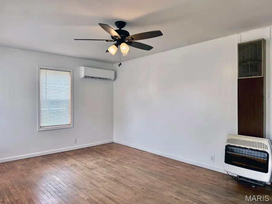 328 W Oak Street, Dexter, MO 63841 - #3